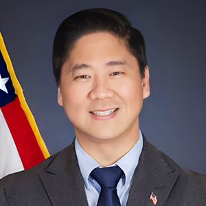 Dr. Michael J. Kim