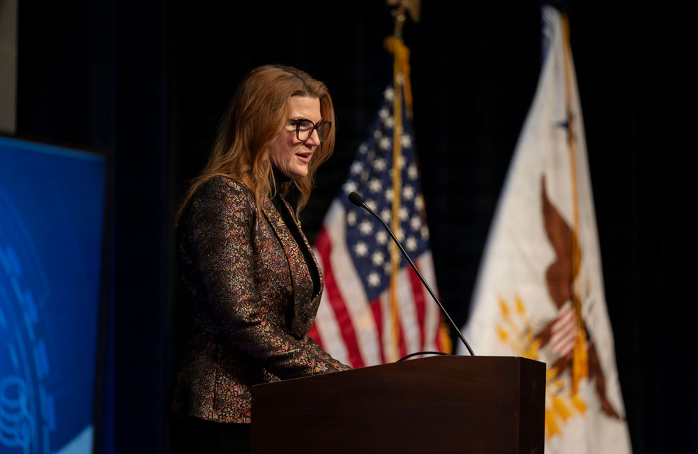 Kirsten Davies hosts the annual CIO awards ceremony at the Pentagon in February, 2025.